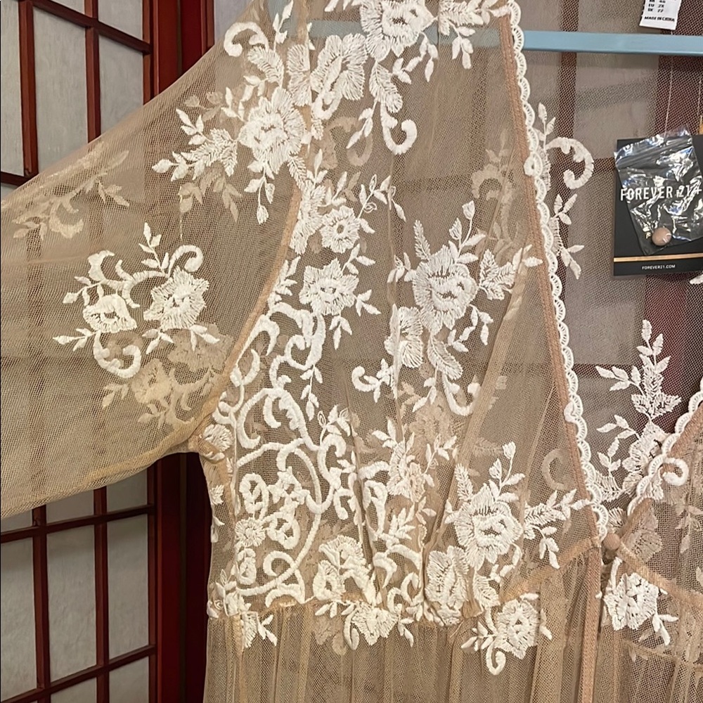 Forever 21 Cream Floral Lace Kimono|Size 2X|NWT. - Picture 4 of 8